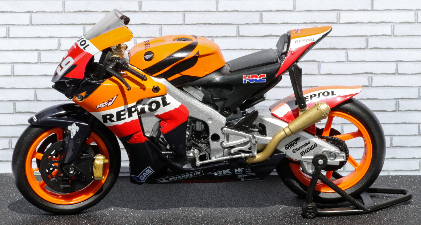 New Ray 1-12 Honda RC212v Repsol